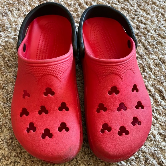 Mickey Mouse Crocs, Red and Black, XXL (Men's 10-11/Women's 12/14 - Picture 2 of 9